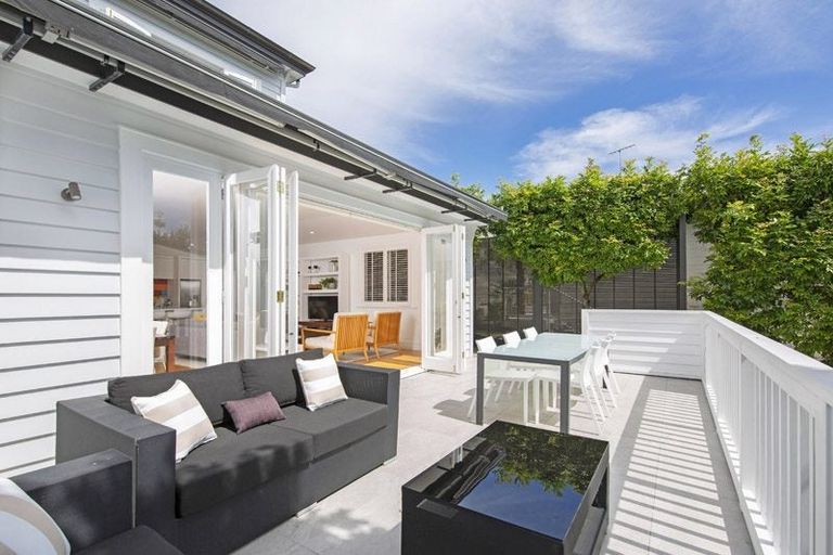 Photo of property in 11 Vine Street, Saint Marys Bay, Auckland, 1011