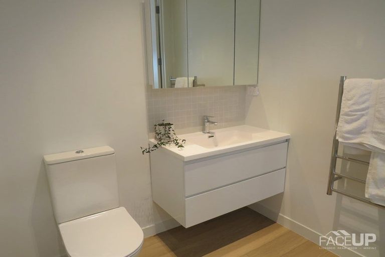 Photo of property in 75 Rangihina Road, Hobsonville, Auckland, 0616