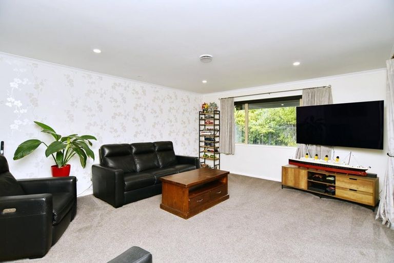 Photo of property in 9 Puhara Avenue, Parklands, Christchurch, 8083