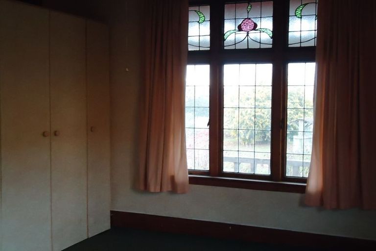 Photo of property in 22 Timaru Road, Waimate, 7924