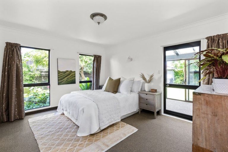 Photo of property in 73 Le Quesne Road, Bay View, Napier, 4104