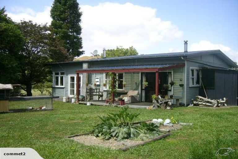 Photo of property in 8 Kokopuiti Road, Tokirima, Taumarunui, 3991