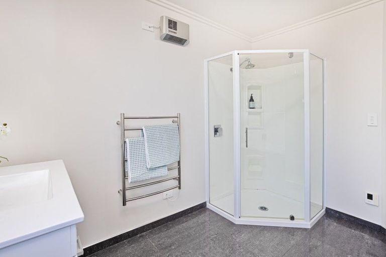 Photo of property in 152 Newcastle Street, Windsor, Invercargill, 9810