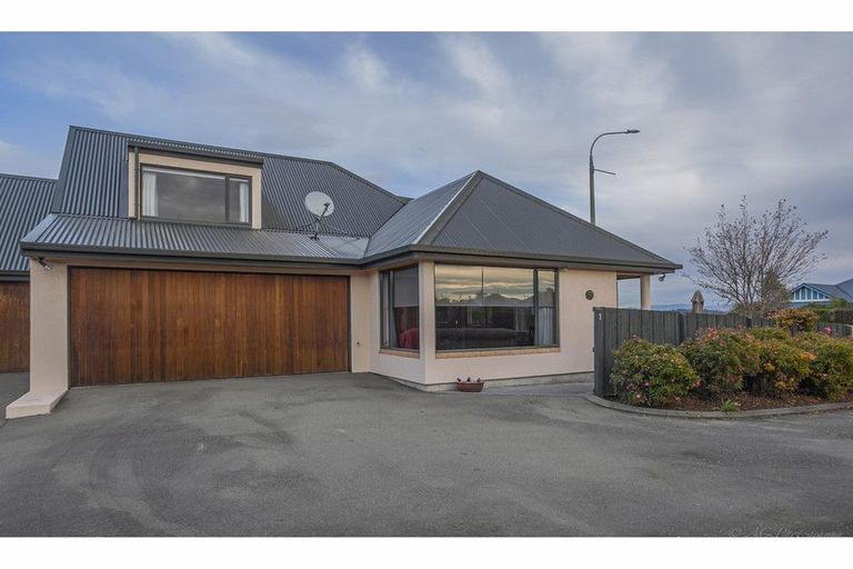 Photo of property in 1/223 Otipua Road, Highfield, Timaru, 7910