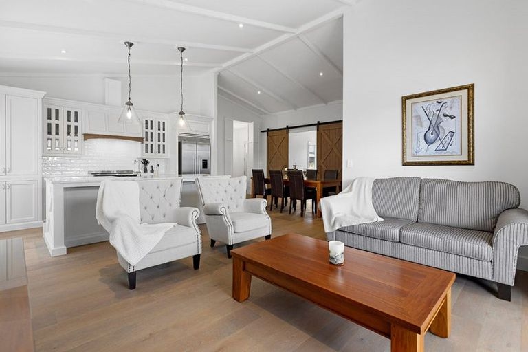 Photo of property in 5 Mollisia Lane, Papamoa Beach, Papamoa, 3118