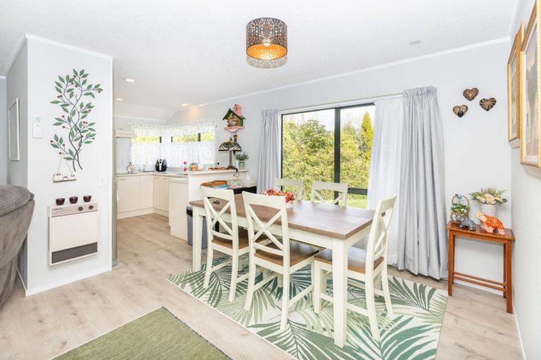 Photo of property in 115 Oakridge Grove, Flagstaff, Hamilton, 3210