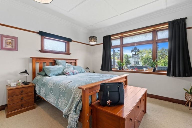 Photo of property in 15 Cambridge Terrace, Masterton, 5810