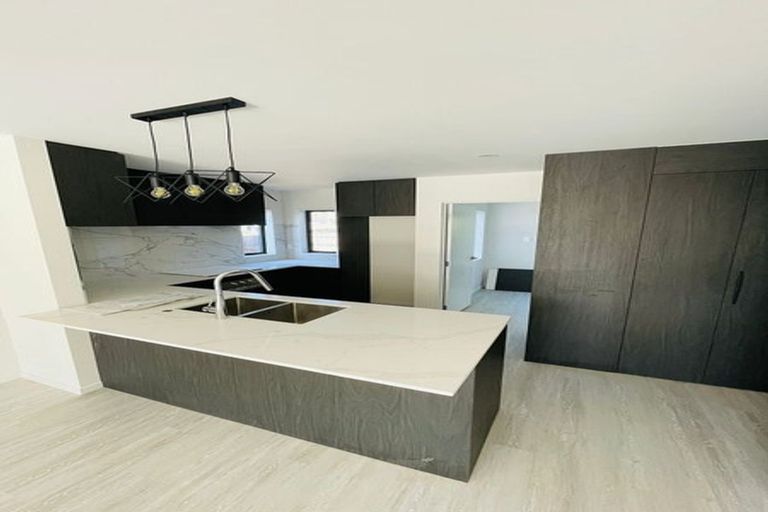 Photo of property in 187a Gray Avenue, Papatoetoe, Auckland, 2024