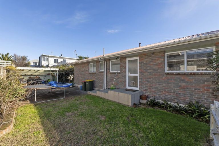 Photo of property in 2 Hobson Street, New Plymouth, 4312