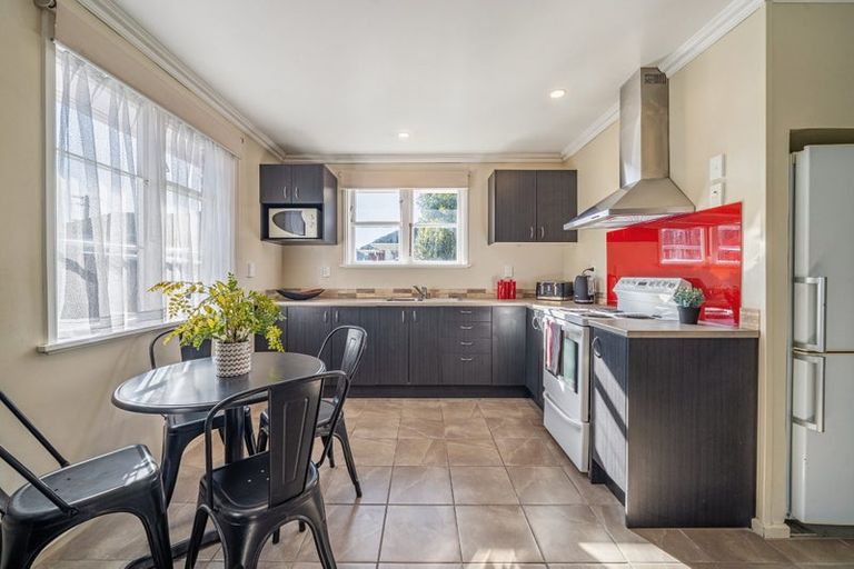 Photo of property in 82 Pine Avenue, Ebdentown, Upper Hutt, 5018