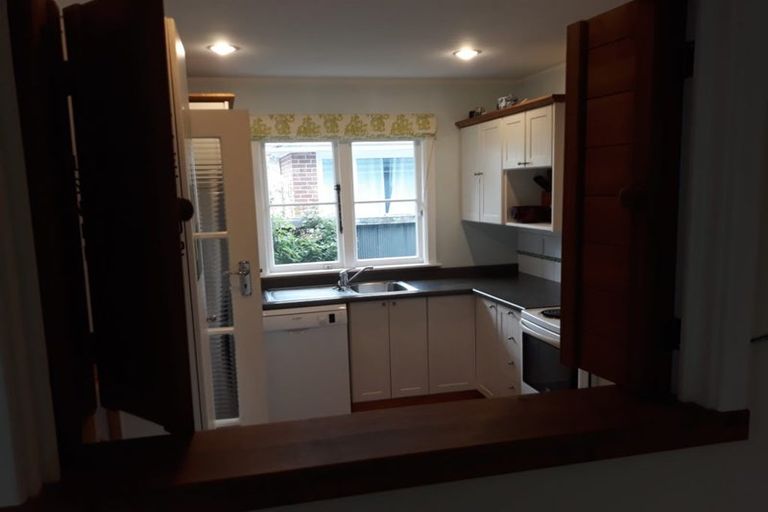 Photo of property in 14 Manor Place, Bryndwr, Christchurch, 8053