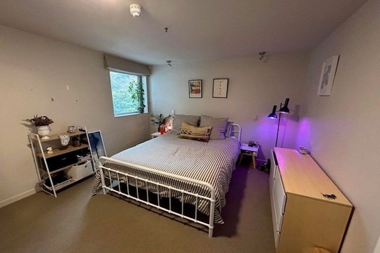 Photo of property in Montreaux Apartments, 5f/164 The Terrace, Wellington Central, Wellington, 6011