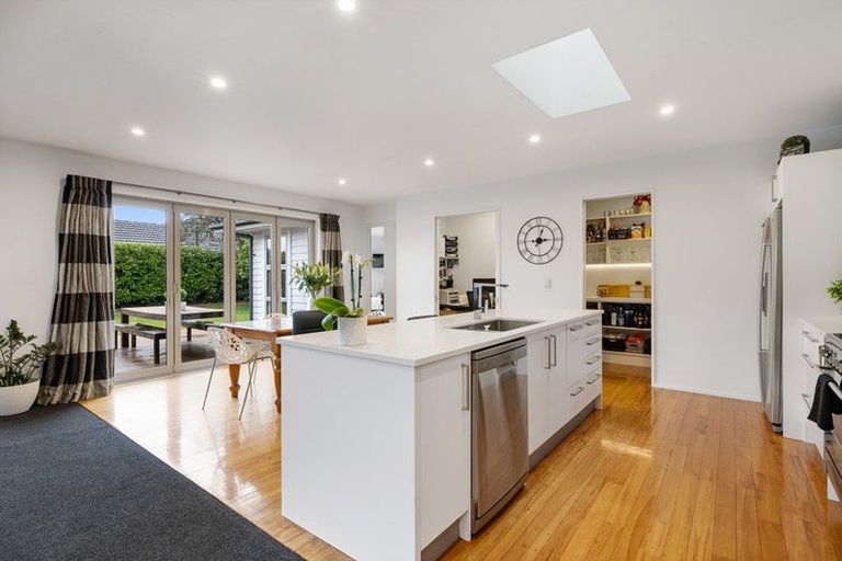 Photo of property in 14 Wallace Street, Bryndwr, Christchurch, 8053