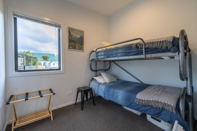 Photo of property in 17b Waiau Street, Manapouri, 9679