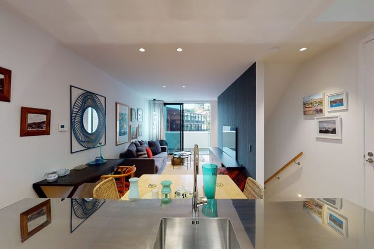 Photo of property in 43 Erica Pabst Way, Island Bay, Wellington, 6023