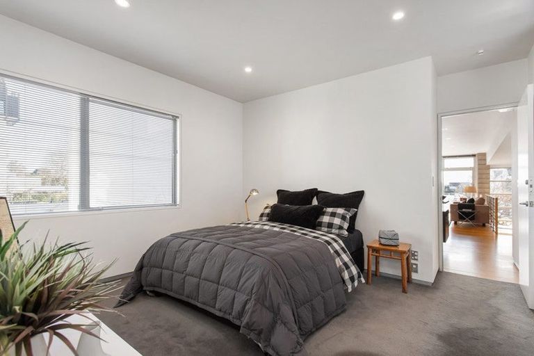 Photo of property in 30 Carlton Mill Road, Merivale, Christchurch, 8014