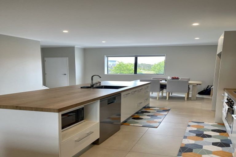 Photo of property in 3 Danga Lane, Hobsonville, Auckland, 0616