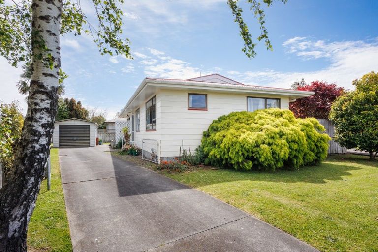 Photo of property in 11 Jupiter Street, Milson, Palmerston North, 4414