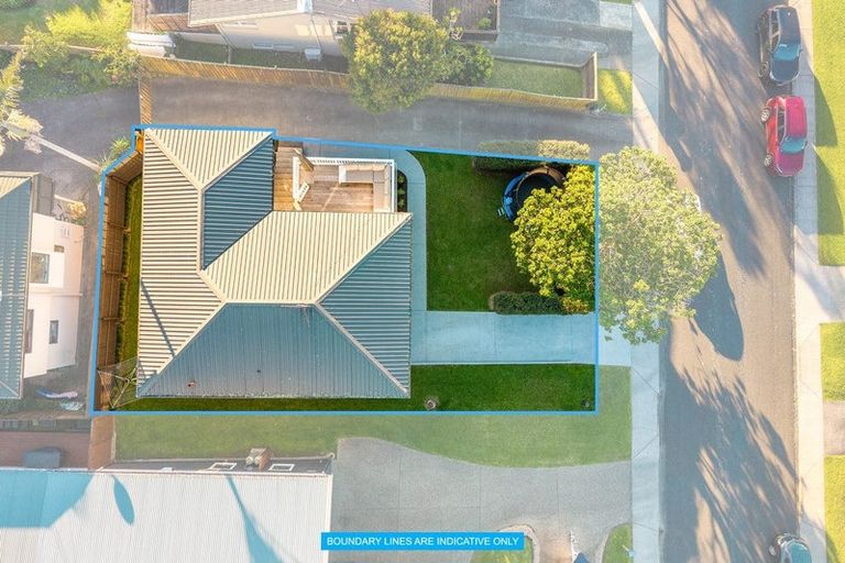 Photo of property in 1/58 Corunna Road, Milford, Auckland, 0620
