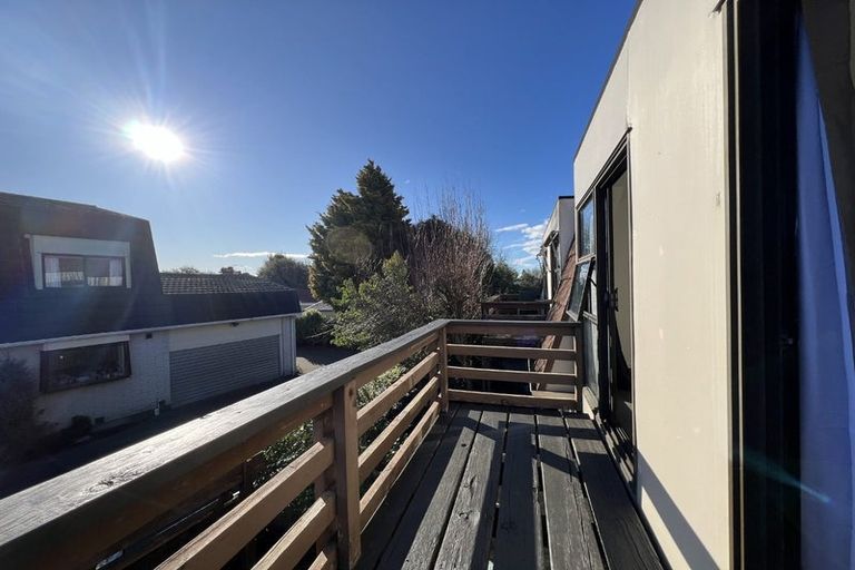 Photo of property in 1/32a Peer Street, Upper Riccarton, Christchurch, 8041