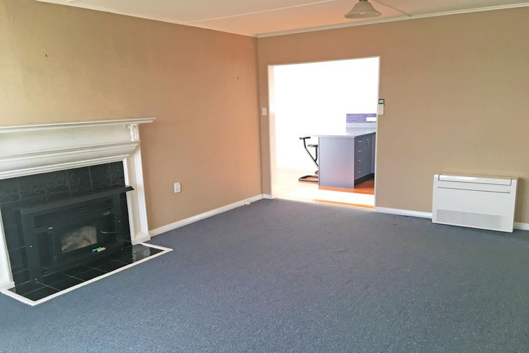 Photo of property in 1 Blyth Street, Holmes Hill, Oamaru, 9401