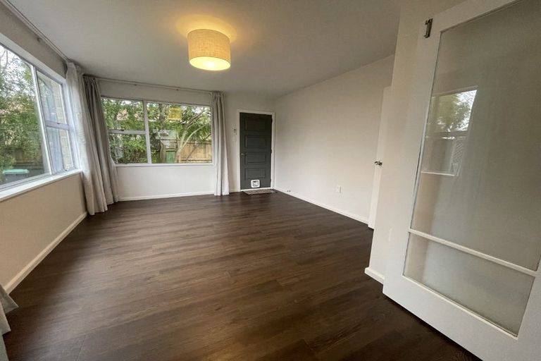 Photo of property in 2/572 Pages Road, Bexley, Christchurch, 8061