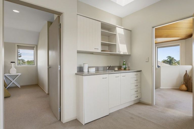 Photo of property in 131b Oceanbeach Road, Mount Maunganui, 3116