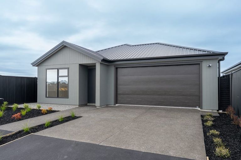 Photo of property in 48 Mcgarry Drive, Kaiapoi, 7630