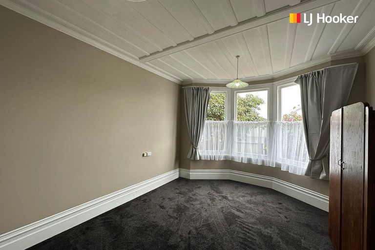 Photo of property in 255 Oxford Street, South Dunedin, Dunedin, 9012