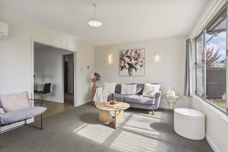 Photo of property in 1/6 Quinton Place, Bishopdale, Christchurch, 8053