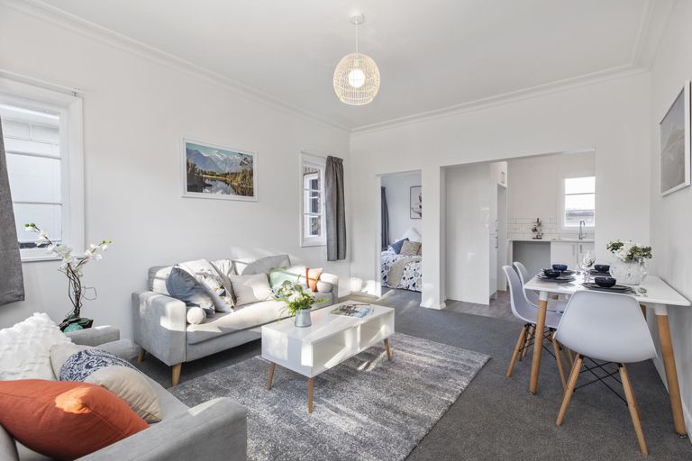 Photo of property in 1/62 Hillcrest Road, Papatoetoe, Auckland, 2025