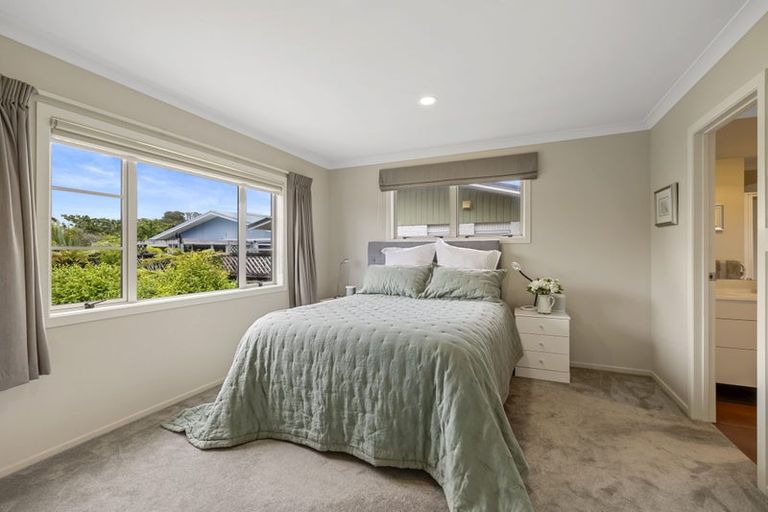 Photo of property in 250a Courtenay Street, Strandon, New Plymouth, 4312