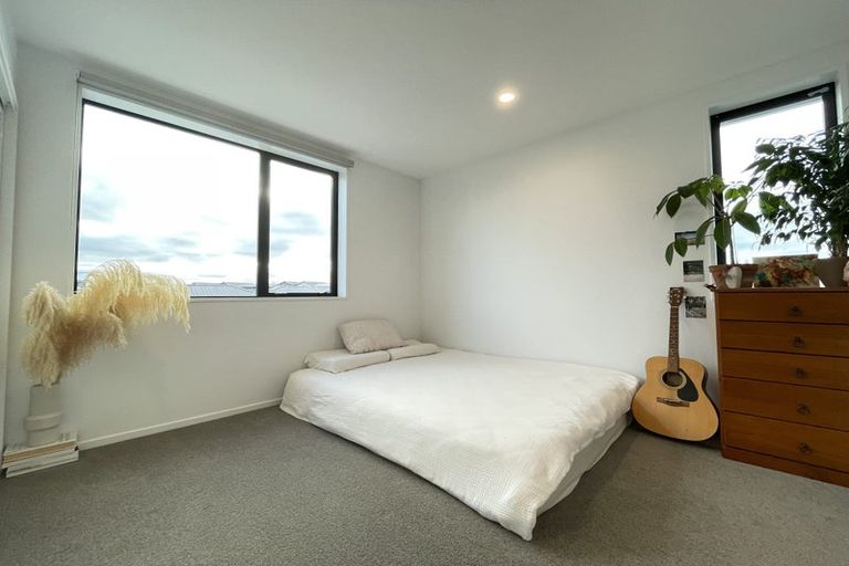 Photo of property in 11 Koral Lane, Broomfield, Christchurch, 8042