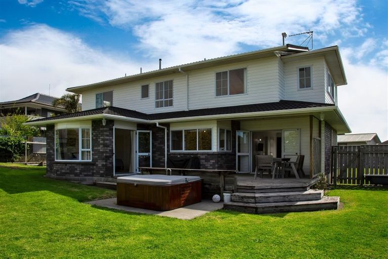 Photo of property in 24 Culzean Grove, Bell Block, New Plymouth, 4312