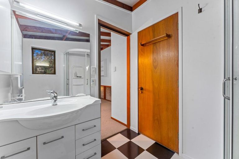 Photo of property in 934 Sandspit Road, Sandspit, Warkworth, 0982