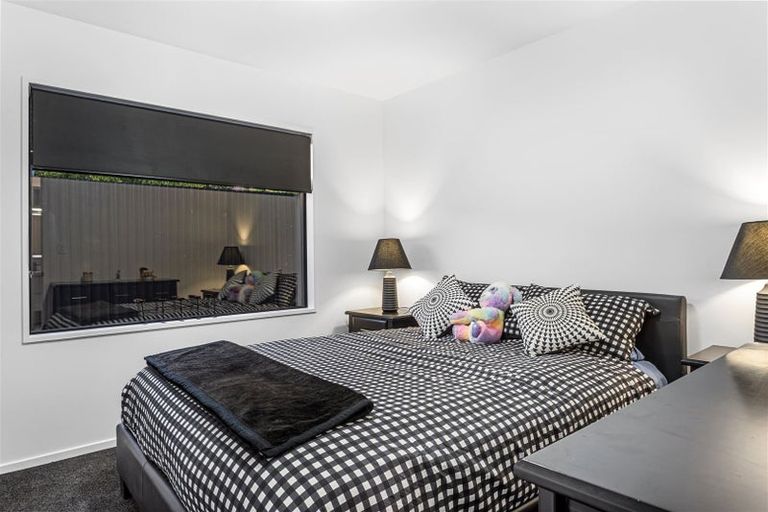 Photo of property in 3 Freeville Place, New Brighton, Christchurch, 8083