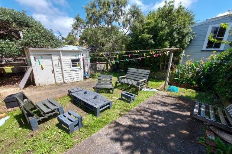 Photo of property in 65 Wilson Street, Newtown, Wellington, 6021