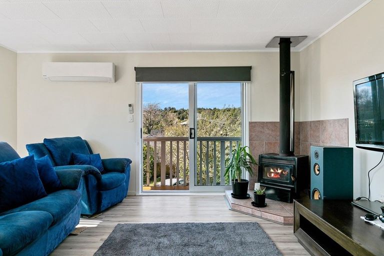 Photo of property in 14 Wembley Place, Richmond Heights, Taupo, 3330