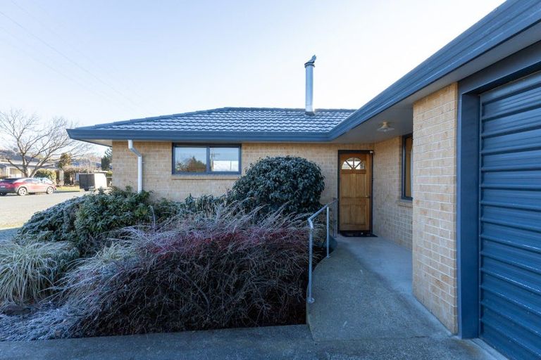 Photo of property in 3 Mckenzie Street, Fairlie, 7925