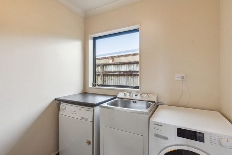 Photo of property in 1 Quadrant Heights, Paraparaumu, 5032