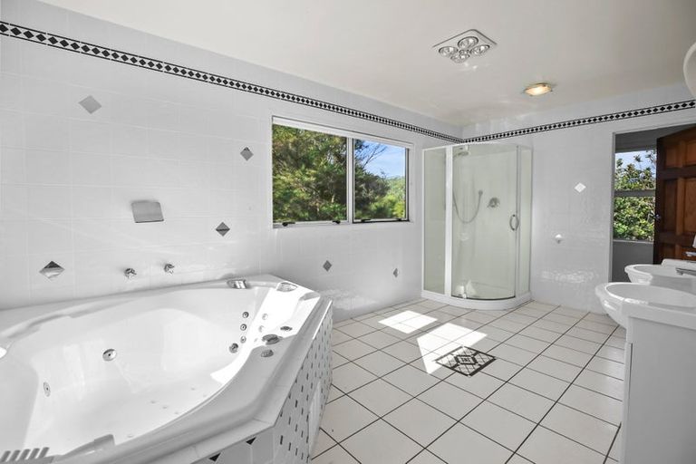 Photo of property in 35 Otuturu Crescent, Ruamahunga, Thames, 3575