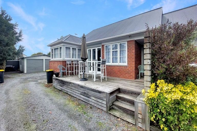 Photo of property in 77 Wharenui Road, Upper Riccarton, Christchurch, 8041