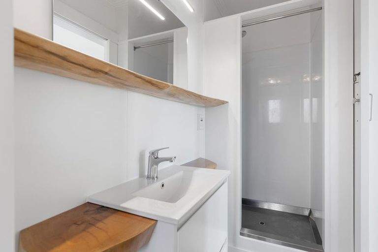 Photo of property in 154 Vivian Street, New Plymouth, 4310
