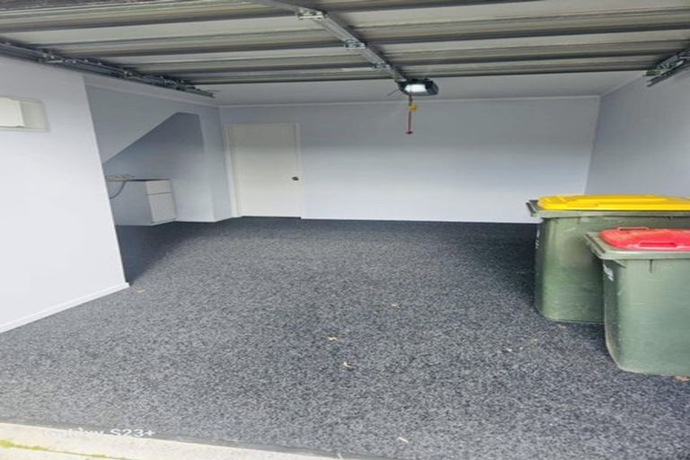 Photo of property in 12 Kevale Place, Manurewa, Auckland, 2102