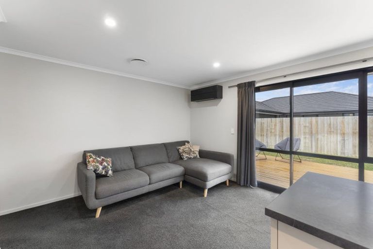 Photo of property in 20 Evelyn Crescent, Marshland, Christchurch, 8083