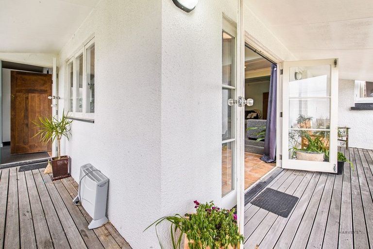 Photo of property in 1/22 Islington Avenue, New Lynn, Auckland, 0600