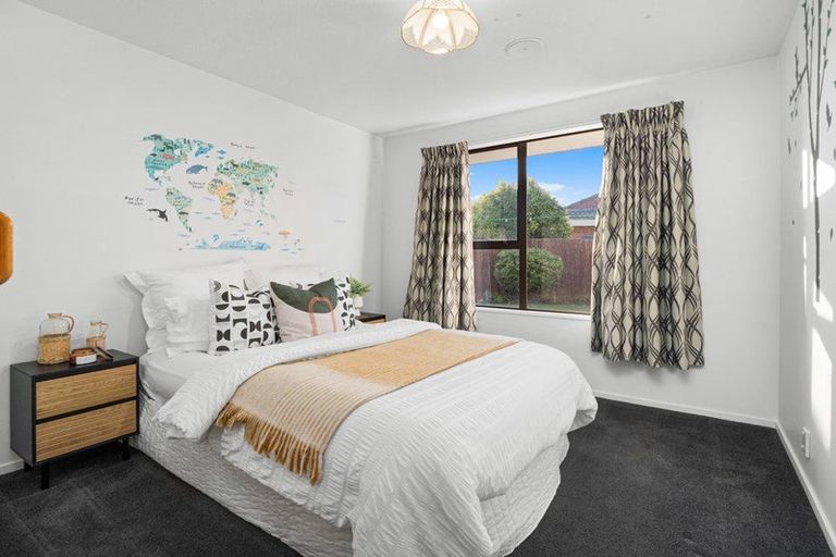 Photo of property in 1/18 Dumfries Drive, Hei Hei, Christchurch, 8042