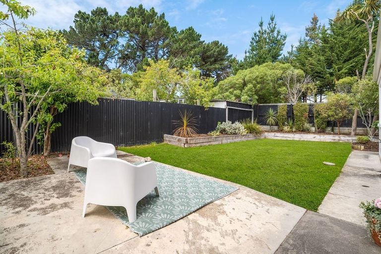 Photo of property in 2/41 Bowhill Road, New Brighton, Christchurch, 8083