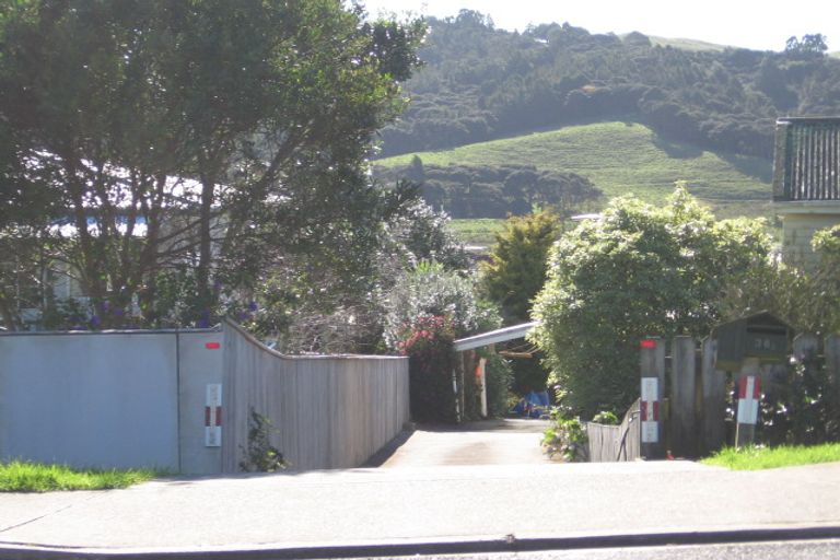 Photo of property in 38 Hammond Avenue, Hatfields Beach, Orewa, 0931