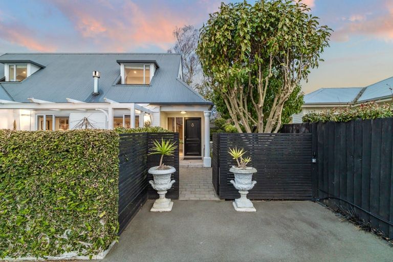 Photo of property in 20 Leinster Road, Merivale, Christchurch, 8014